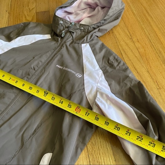 Free country lightweight raincoat - Picture 3 of 9